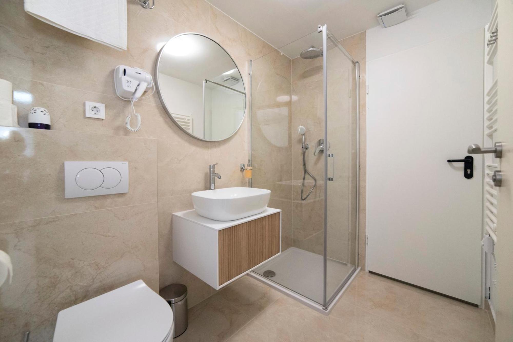 Apartments Pamer, 4Th Floor, No Elevator 자그레브 외부 사진
