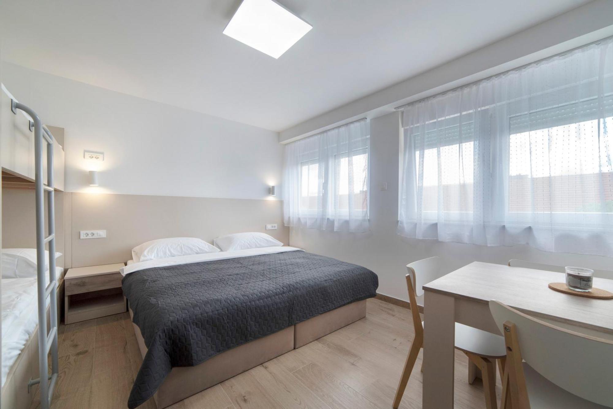 Apartments Pamer, 4Th Floor, No Elevator 자그레브 외부 사진