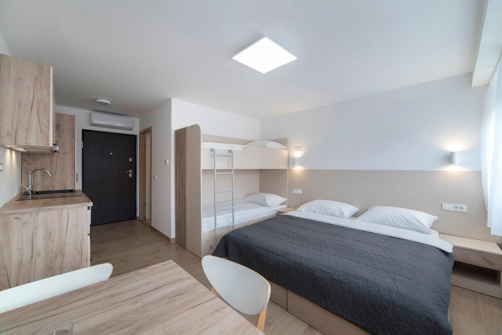 Apartments Pamer, 4Th Floor, No Elevator 자그레브 외부 사진